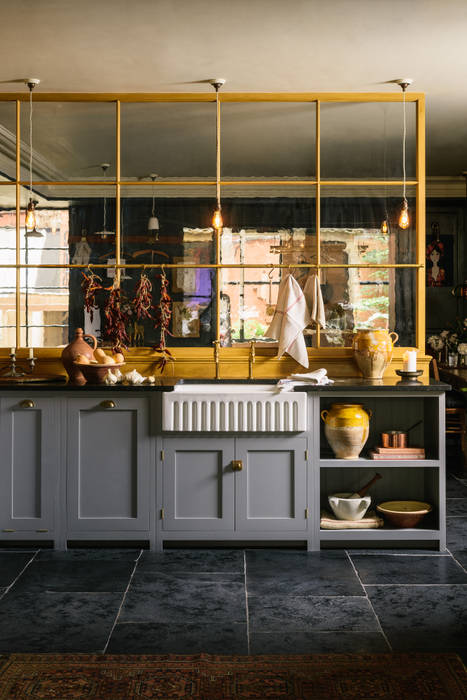 The Bond Street Shaker Showroom deVOL Kitchens Mediterranean style kitchen Solid Wood Multicolored sink run,devol,grey kitchen,fluted sink,ceramic sink,belfast sink,aged brass,brass taps,mayan taps