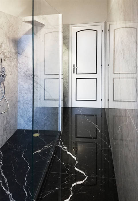 Bagno in Marmo Bianco di Carrara e Nero Marquinia, Canalmarmi e Graniti snc Canalmarmi e Graniti snc Classic style bathroom Marble