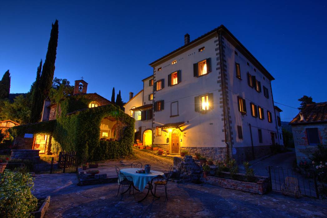 Palazzo del '500 in Piccolo Borgo Toscano - Taragnano, Barbagli Immobiliare Barbagli Immobiliare Espacios comerciales Hoteles