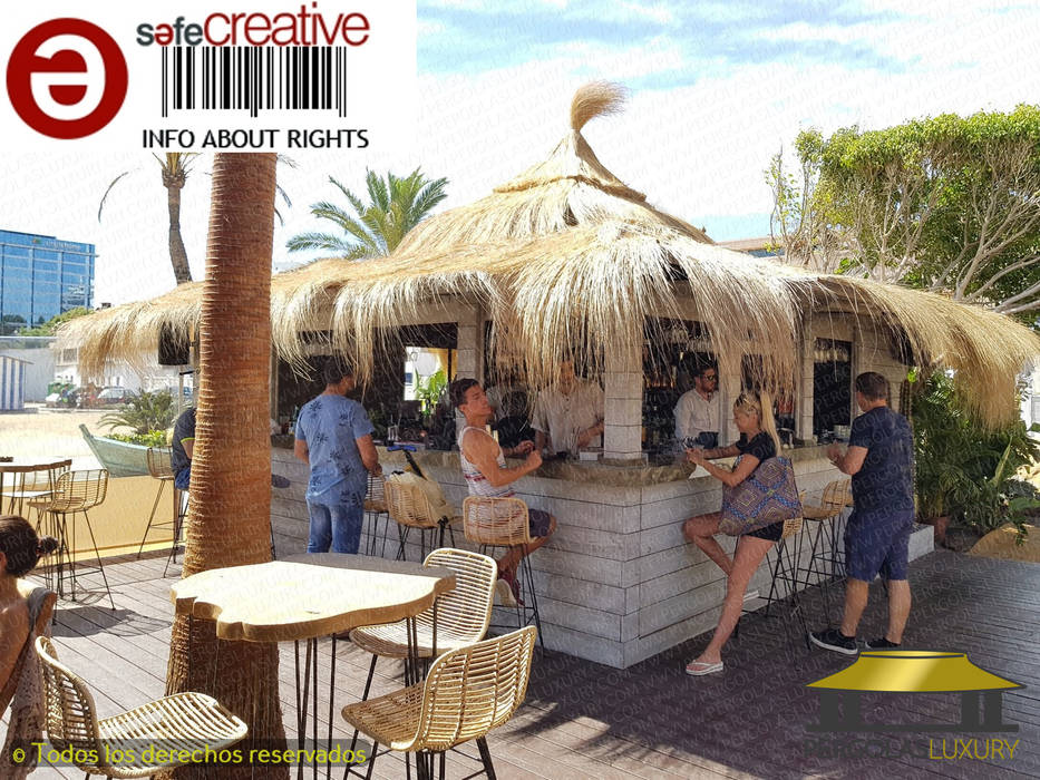 CONSTRUCCION CHIRINGUITO PLAYA PADRE 2017 - MARBELLA (MALAGA), PERGOLAS LUXURY PERGOLAS LUXURY Ruang Komersial Bar & Klub