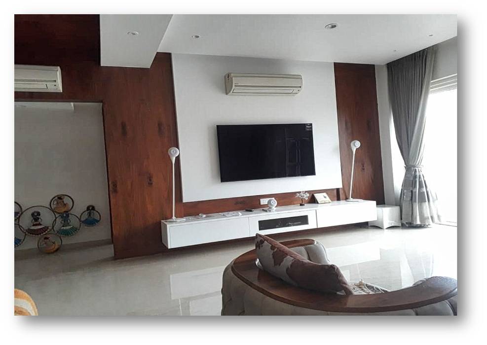 Mr Akhilesh Gupta | 3.5BHK | Full Furnished Home, Homagica Services Private Limited Homagica Services Private Limited Salas de estar modernas TV e mobiliário