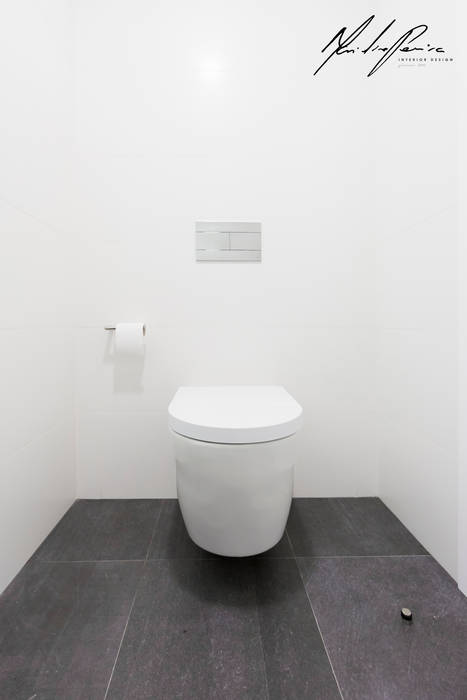 Baños minimalistas de Mariline Pereira - Interior Design Lda. Minimalista
