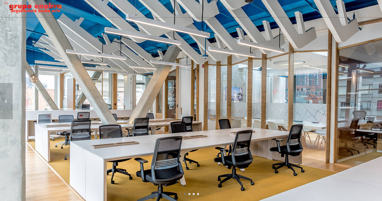 Sala General de trabajo Grupo enobra Estudios y despachos de estilo moderno Madera Acabado en madera