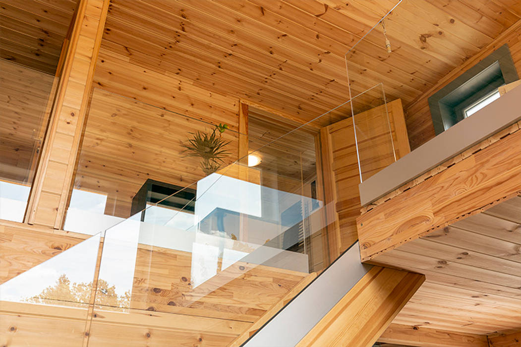 Traumhaus aus Holz selbst bauen, THULE Blockhaus GmbH - Ihr Fertigbausatz für ein Holzhaus THULE Blockhaus GmbH - Ihr Fertigbausatz für ein Holzhaus Stairs Glass Stairs