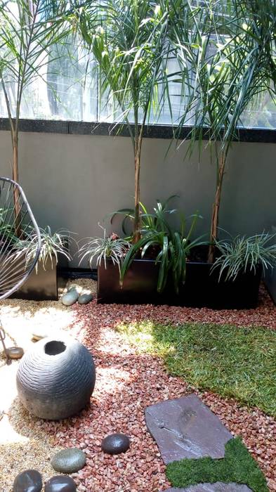 Pequeña terraza , JARDINERÍA XOCHIQUETZAL JARDINERÍA XOCHIQUETZAL Kayalı bahçe Taş