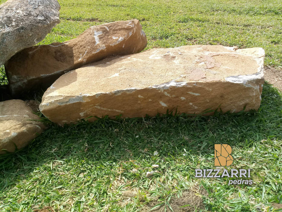 Paisagismo com pedras naturais., Bizzarri Pedras Bizzarri Pedras Jardines de piedra Piedra