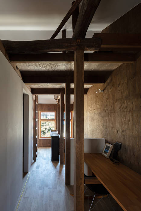 Sukima House YYAA 山本嘉寛建築設計事務所 غرفة نوم مراهقين خشب Wood effect