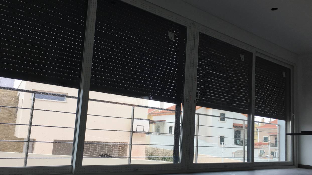 Projeto obra Alenquer, Winglass Systems - Sistemas de Janelas Eficientes, Unip. Lda. Winglass Systems - Sistemas de Janelas Eficientes, Unip. Lda. Modern windows & doors