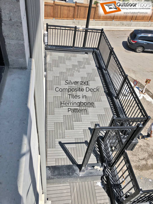 Silver Grey Wood-Plastic Composite Deck Tiles Installed on Toronto Terrace, Outdoor Floors Toronto Outdoor Floors Toronto Balkon, Beranda & Teras Modern Komposit Kayu-Plastik