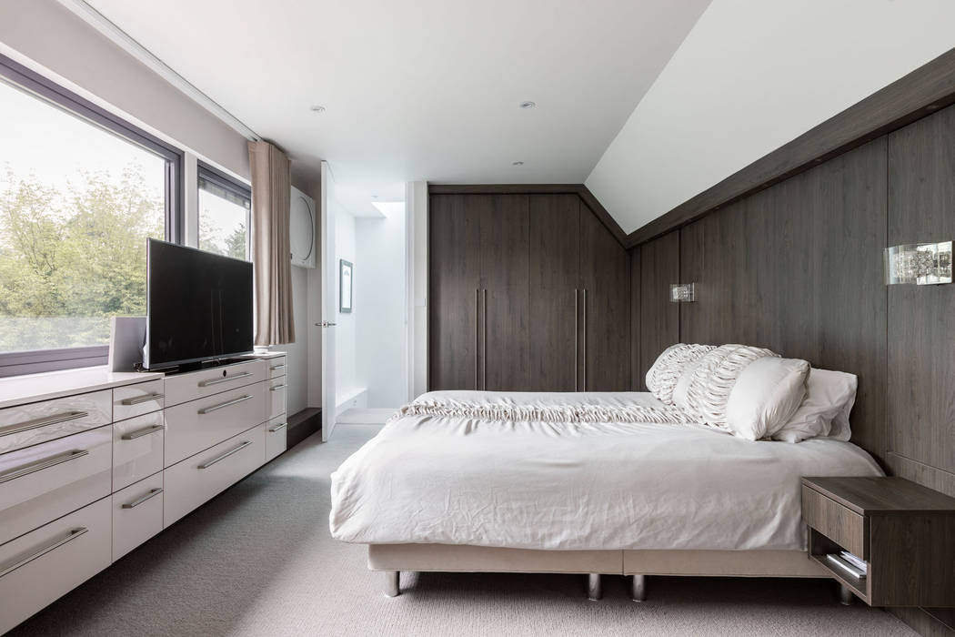 Dormer loft conversion interior with fitted wardrobe homify