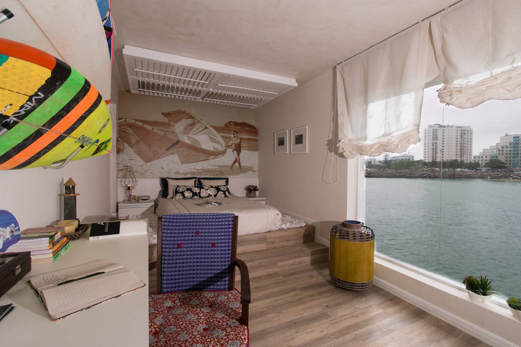 Apartamento da 'Kite Surf', KELLY ALMEIDA KELLY ALMEIDA Mediterrane Schlafzimmer