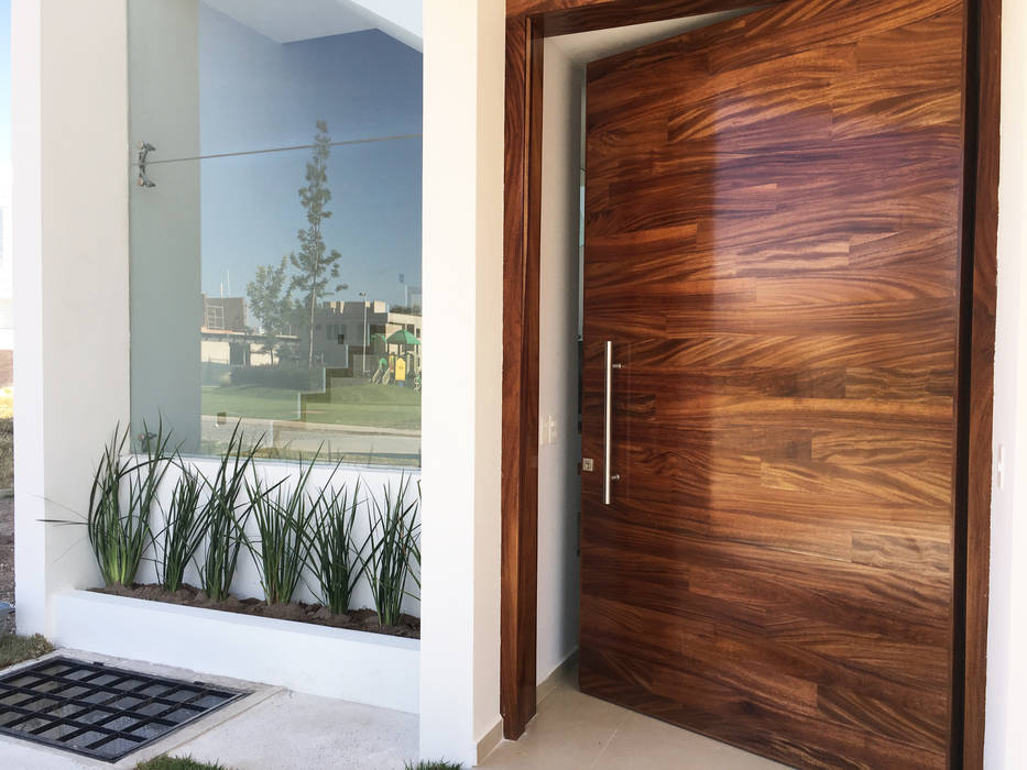 CASA PAROTA, Planlife Edificaciones Planlife Edificaciones Modern style doors