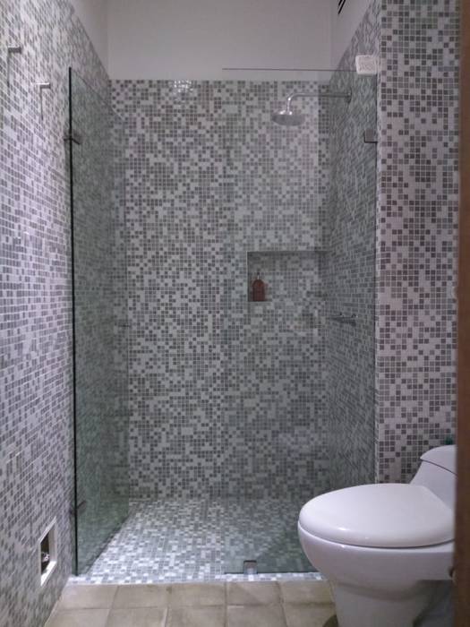 Apartamento L&R, entrearquitectosestudio entrearquitectosestudio Modern style bathrooms Tiles