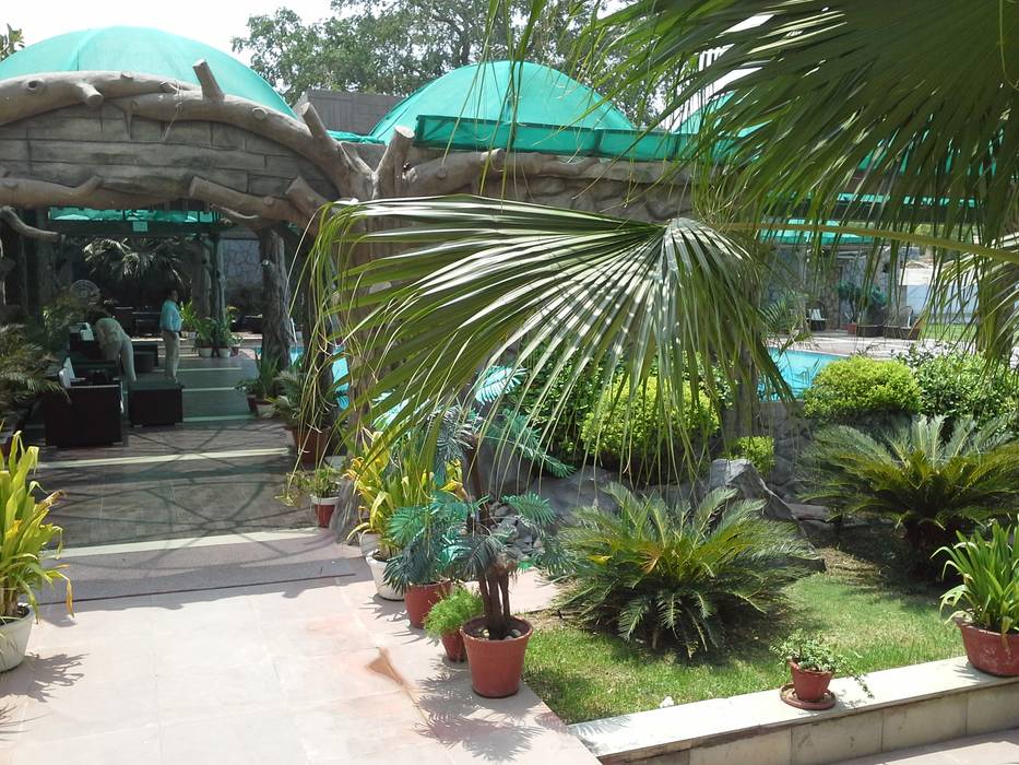 Pool side, Tanish Dzignz Tanish Dzignz Commercial spaces Hotels