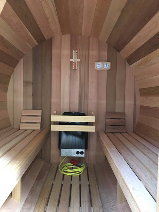 Montaje de una sauna nórdica en Vielha, CASÁRBOL CASÁRBOL Sauna
