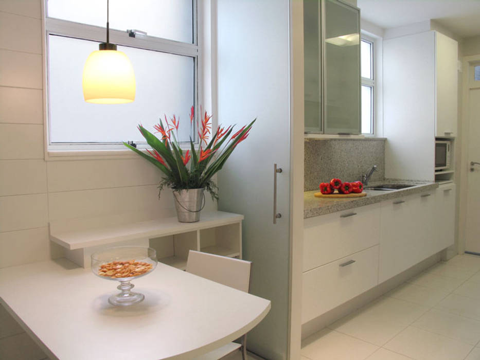 Apartamento AJC Cozinhas modernas por Viviane Cunha Arquitetura Moderno