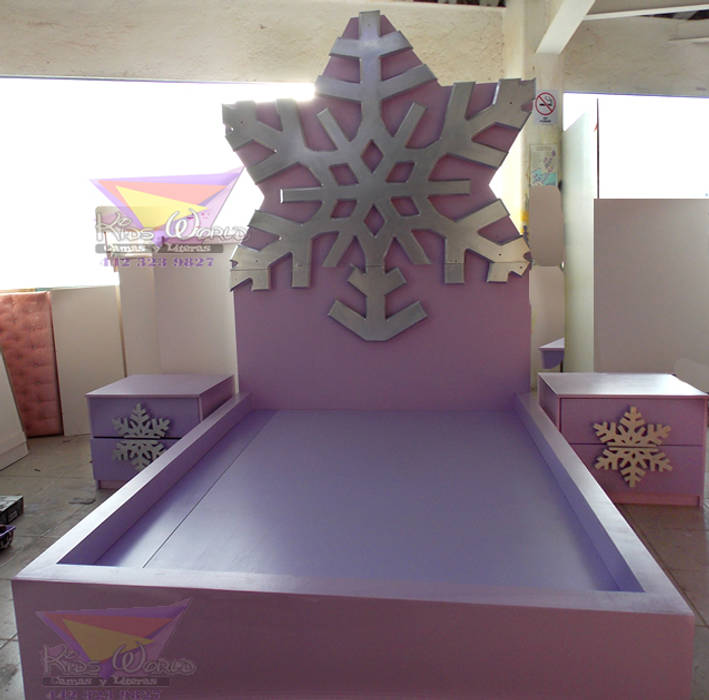 Preciosa cama de copo de nieve Kids World- Recamaras, literas y muebles para niños Dormitorios infantiles clásicos Derivados de madera Transparente Camas y cunas
