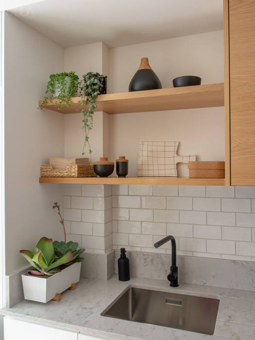 V+N Apartment - Oeiras, MUDA Home Design MUDA Home Design Scandinavian style kitchen