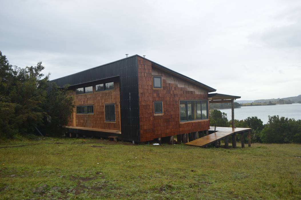 Club House Chiloé, Jose Fontecilla Figueroa Jose Fontecilla Figueroa Wooden houses Wood Wood effect