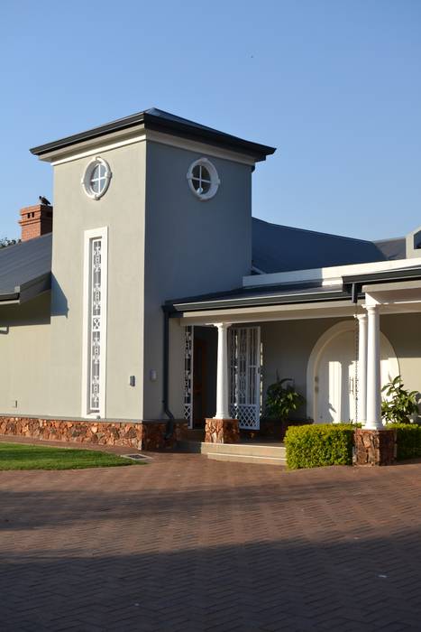 House Irene Estate, Pretoria, Nuclei Lifestyle Design Nuclei Lifestyle Design منازل