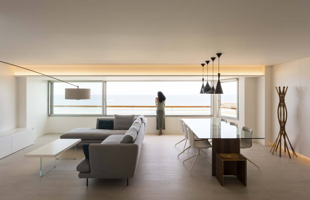 Apartamento BR, yuû arquitectura yuû arquitectura Balcón Vidrio