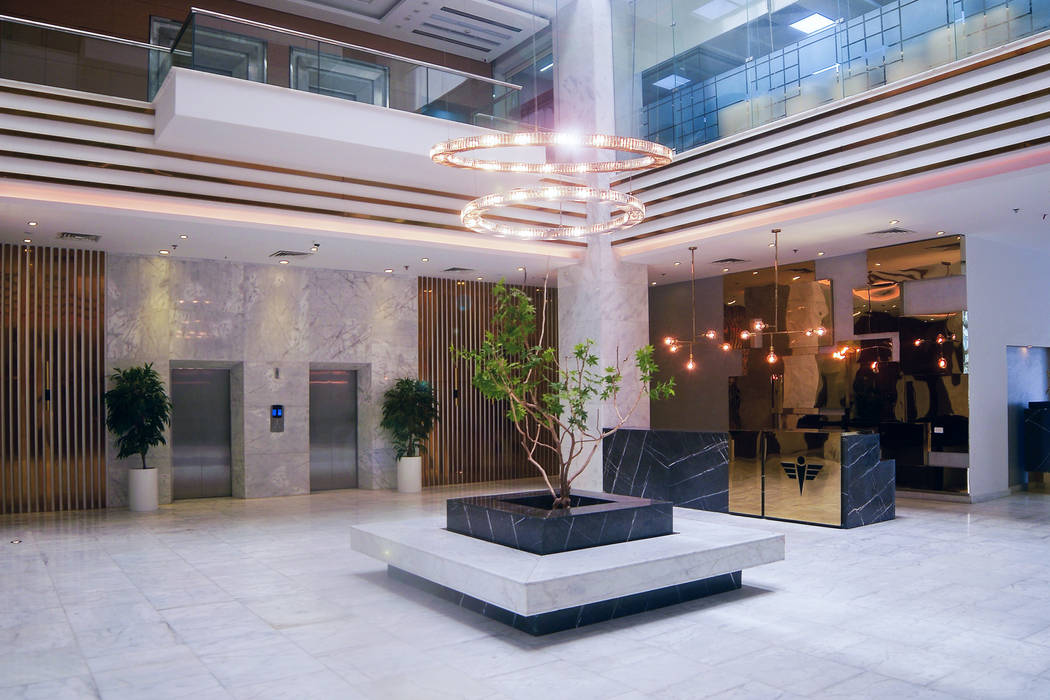 Office interior design | Almazah, Heliopolis, Saif Mourad Creations Saif Mourad Creations مساحات تجارية شركات