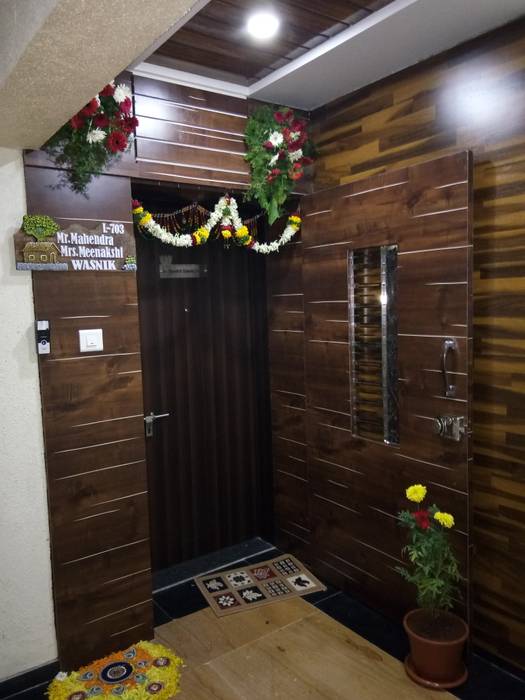 LUXURIOUS 3 BHK Flat Interior Designing for Mr. Mahendra Wasnik | Dhanori, Pune |, varsha interiors varsha interiors Puertas modernas
