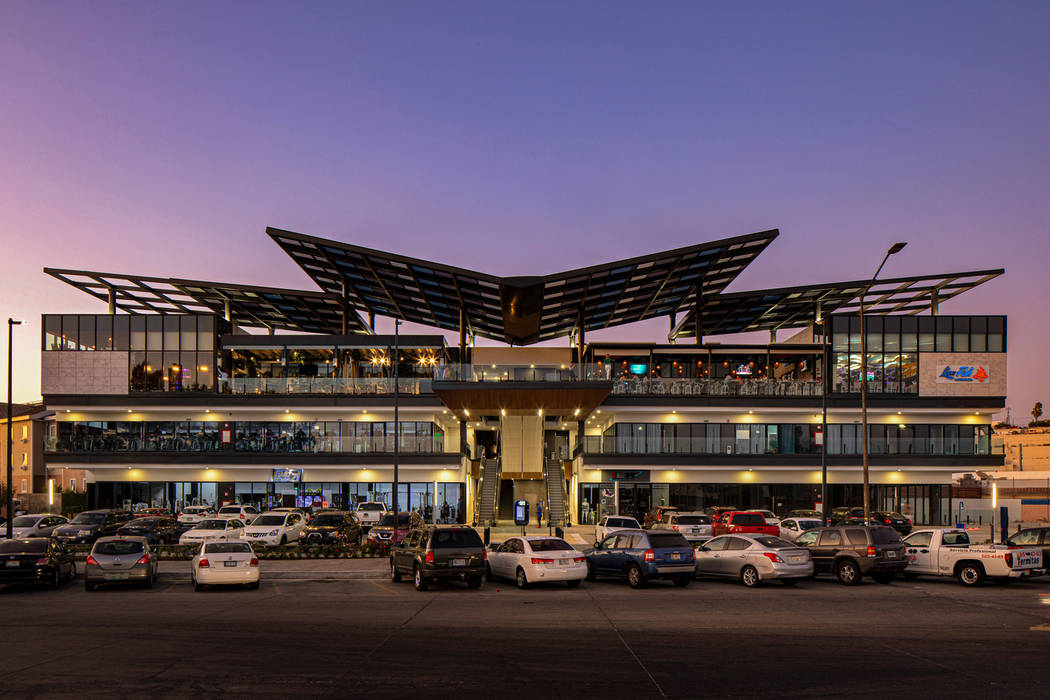 Plaza Paseo del Rio , IAARQ (Ibarra Aragón Arquitectura SC) IAARQ (Ibarra Aragón Arquitectura SC) Commercial spaces Shopping Centres