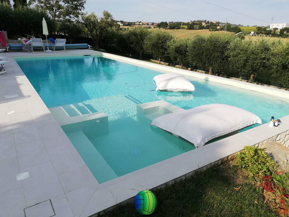 RISTRUTTURAZIONE PISCINA, PISCINE TECNOIMP PISCINE TECNOIMP Infinity pool مضبوط کیا گیا کنکریٹ