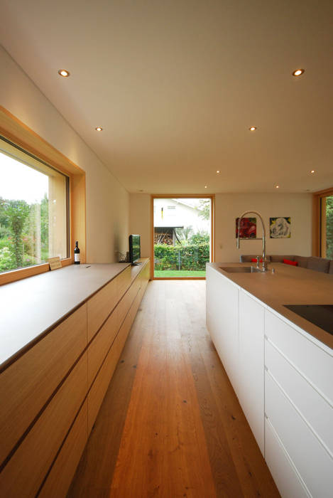 Haus L, schroetter-lenzi Architekten schroetter-lenzi Architekten Kitchen units Wood Wood effect
