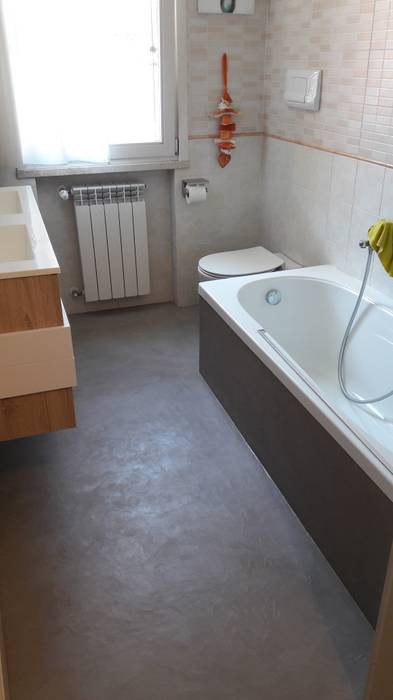 Pavimento bagno in resina cementizia EVOLUZIONE sc Bagno moderno Cemento Pavimento bagno in resina cementizia su piastrelle