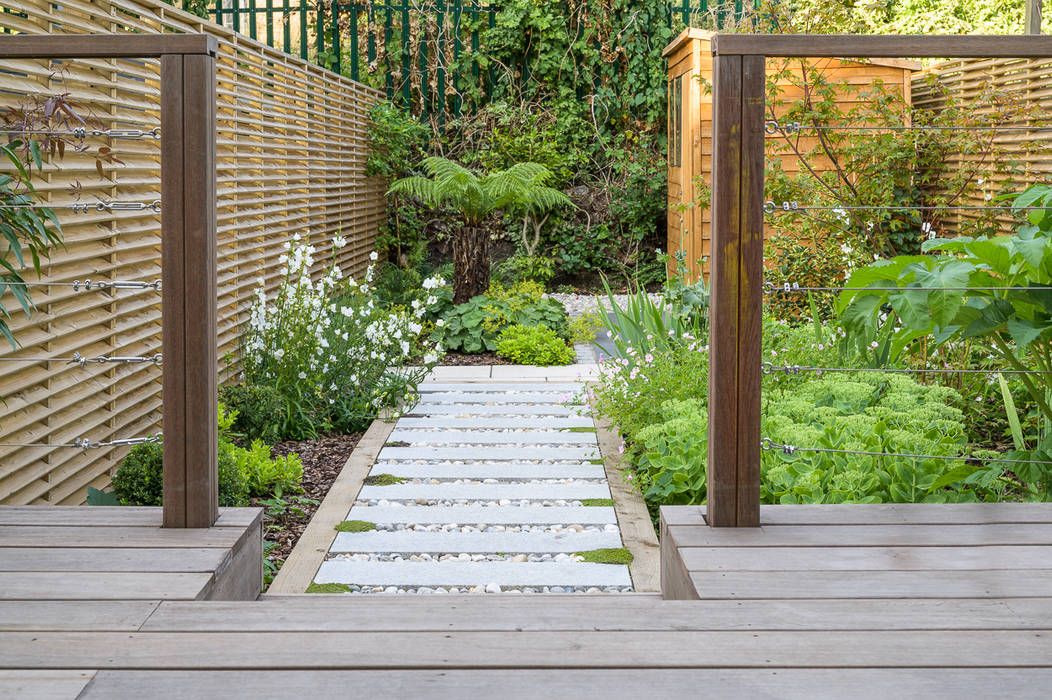 Split level garden design Earth Designs Jardines zen
