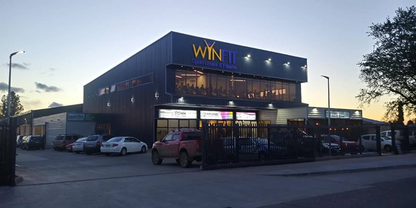 Centro deportivo Winfit, Chile, Constructora Elisur Ltda Constructora Elisur Ltda Gym ایلومینیم / زنک