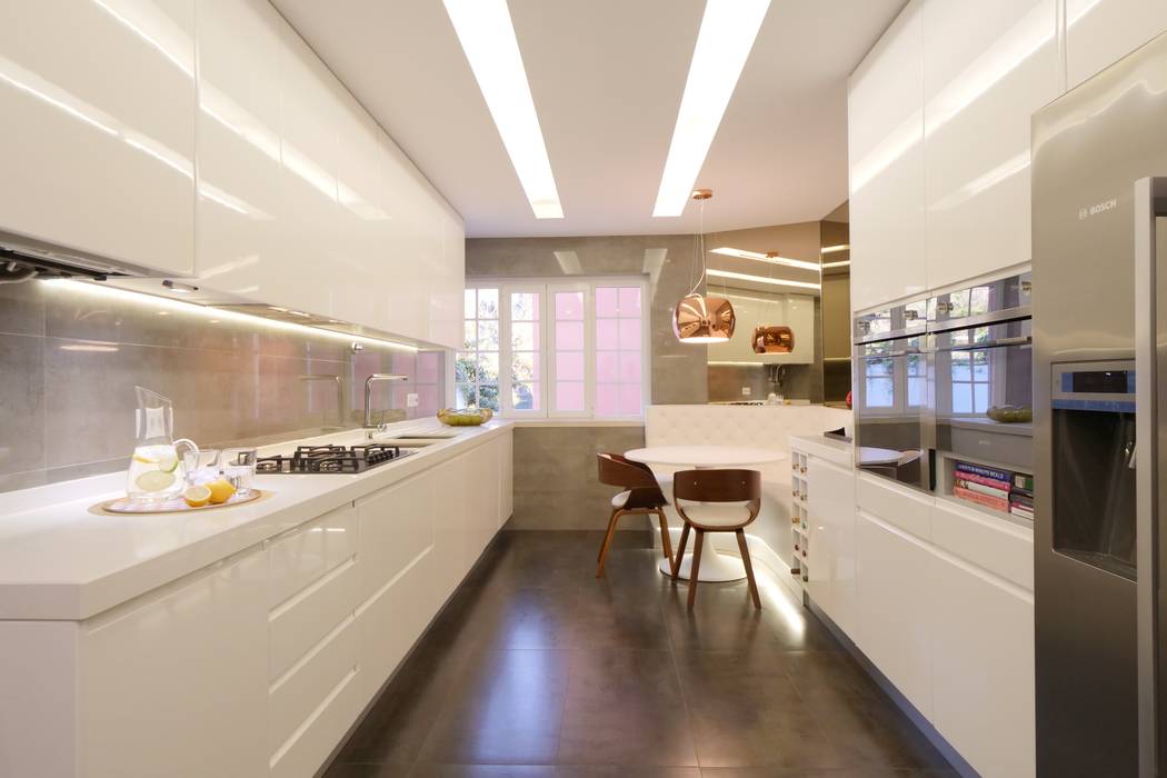 Cozinha Cozinhas modernas por SPACITUDE INTERIORS Moderno