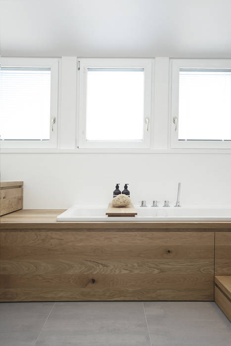 PRIVATHAUS IM TAUNUS, Eva Lorey Innenarchitektur Eva Lorey Innenarchitektur Minimalist style bathroom Wood Wood effect