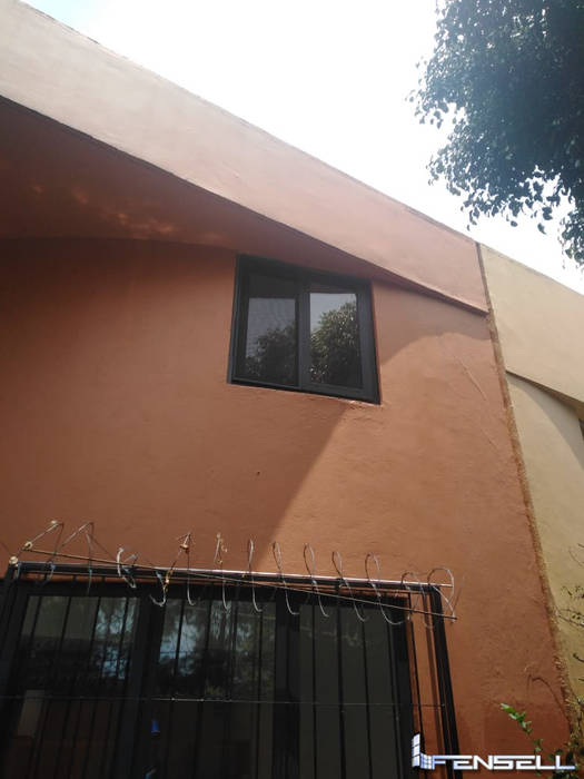 Proyecto Bosque Real, FENSELL FENSELL Modern windows & doors Plastic Windows