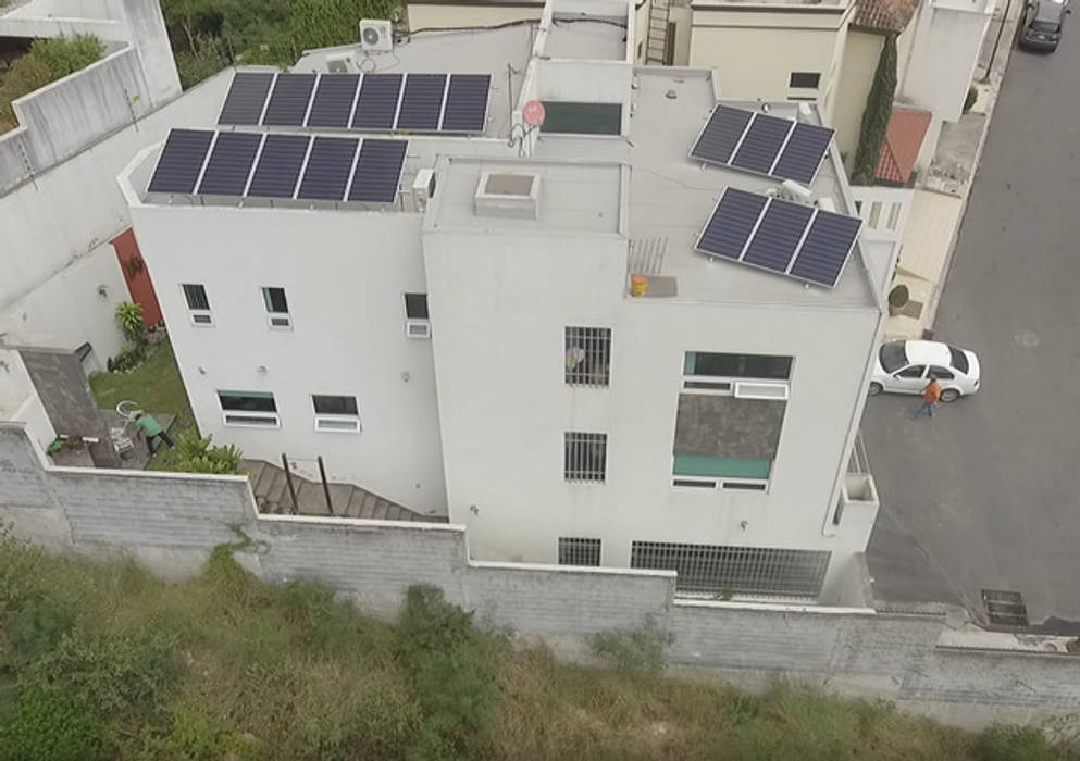 Instalación de 6.8 Kw en residencial San Jeronimo, reSolar reSolar Roof terrace