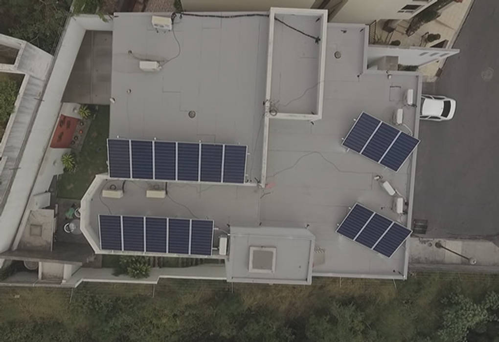 Instalación de 6.8 Kw en residencial San Jeronimo, reSolar reSolar Roof terrace