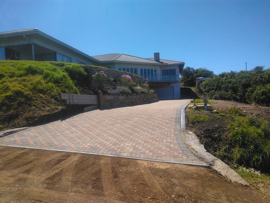 Professional paving KwikPave SA Front yard