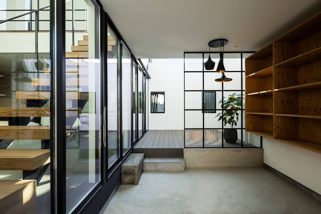 House OK, HAMADA DESIGN HAMADA DESIGN Garage / Hangar modernes