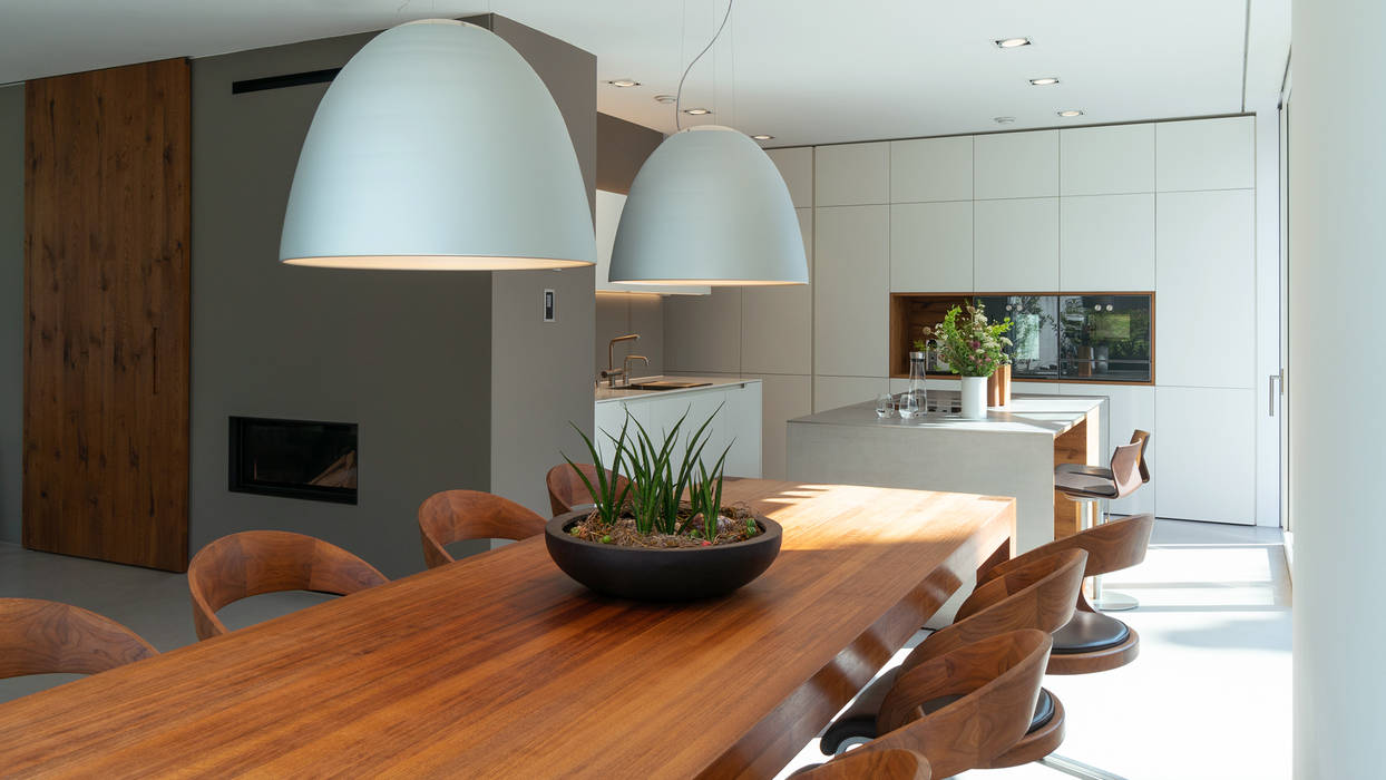 S63 | Haus mit Loggia, GRIMM ARCHITEKTEN BDA GRIMM ARCHITEKTEN BDA Modern dining room Wood Wood effect