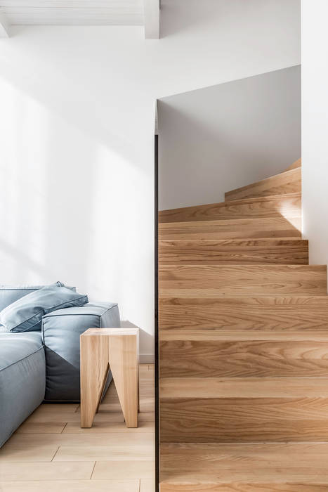 Sonyachna Brama, Lugerin Architects Lugerin Architects Stairs Wood Wood effect