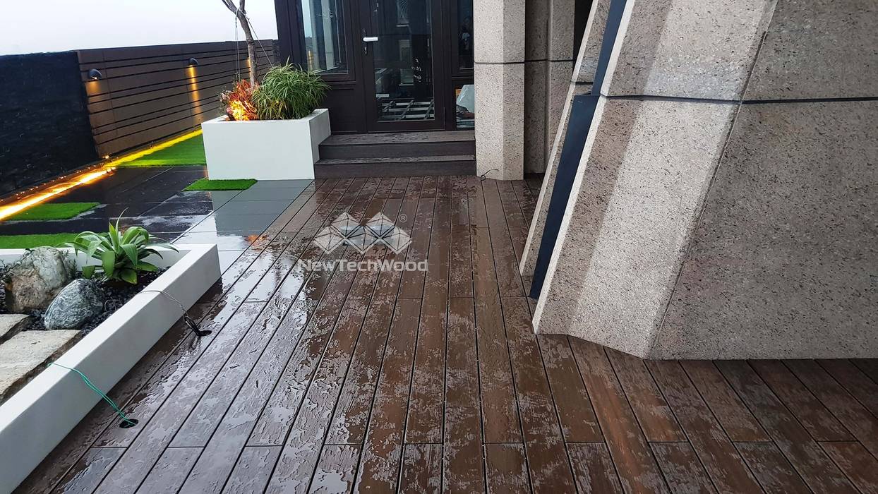 NewTechWood胡桃色木平台 新綠境實業有限公司 Roof terrace Wood-Plastic Composite