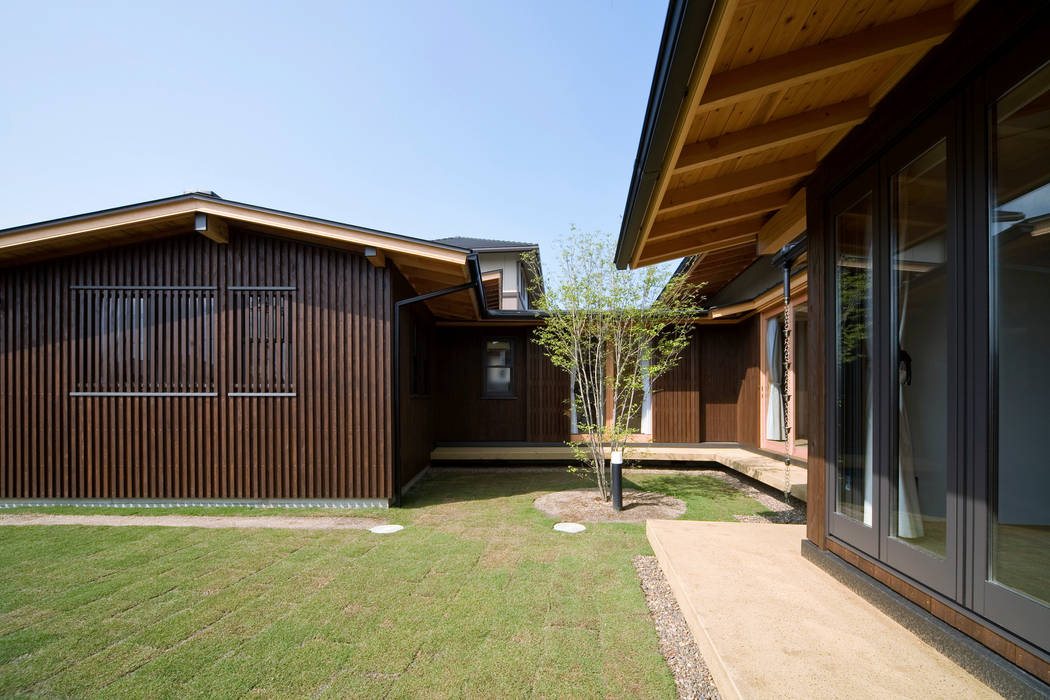 木蔭の家, 山道勉建築 山道勉建築 Casas de madeira Madeira Acabamento em madeira