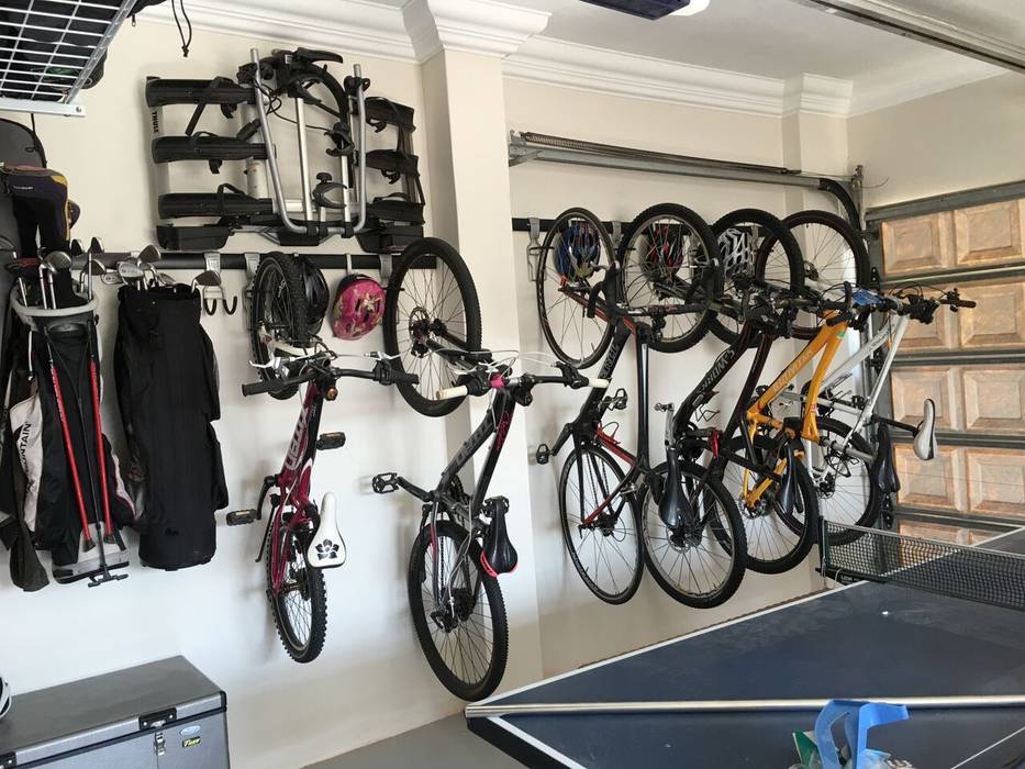 Bike Storage Ideas for your Garage Wall, MyGarage MyGarage Garajes modernos Garajes