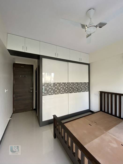 Sliding Wardrobe In The Master Bedroom Modern By U And I Designs