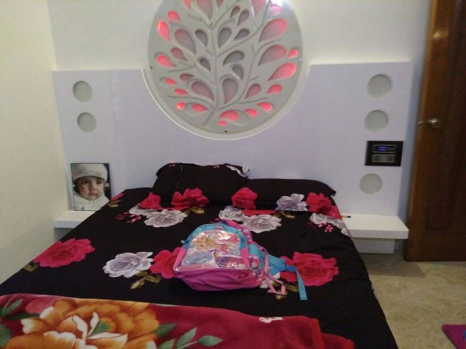 Automation in Kids room, with RGB Mood lighting 3S associates Girls Bedroom Ceramic Brown