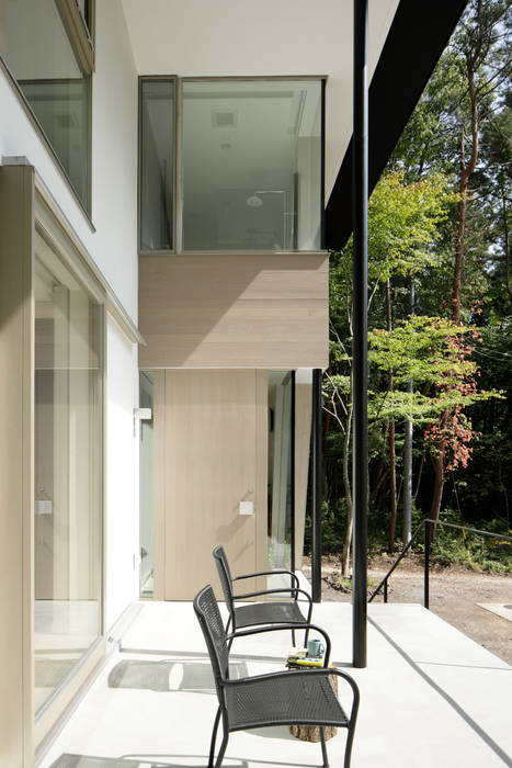 062m-houe in 軽井沢, atelier137 ARCHITECTURAL DESIGN OFFICE atelier137 ARCHITECTURAL DESIGN OFFICE Коридор Дерево Дерев'яні