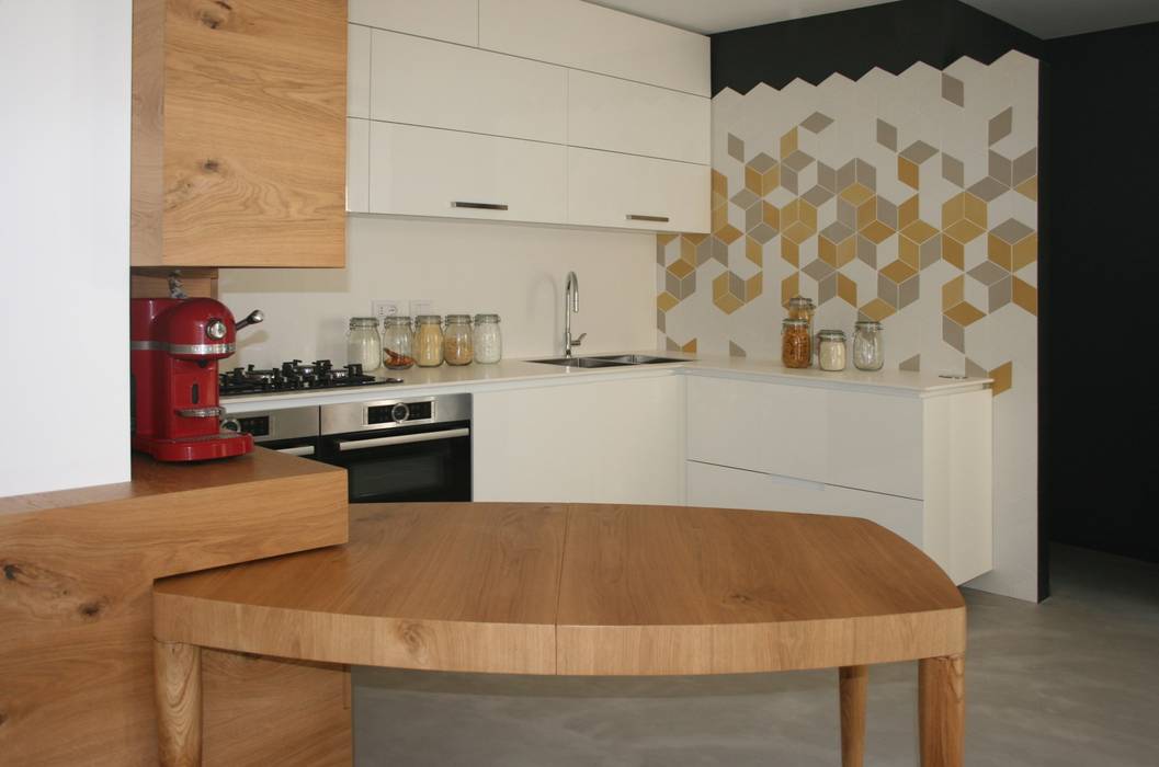 CUCINA MOLTENI / BARON ASSOCIATI Cucina attrezzata Legno Effetto legno legno, wood, ceramica, mutina, bianco, white
