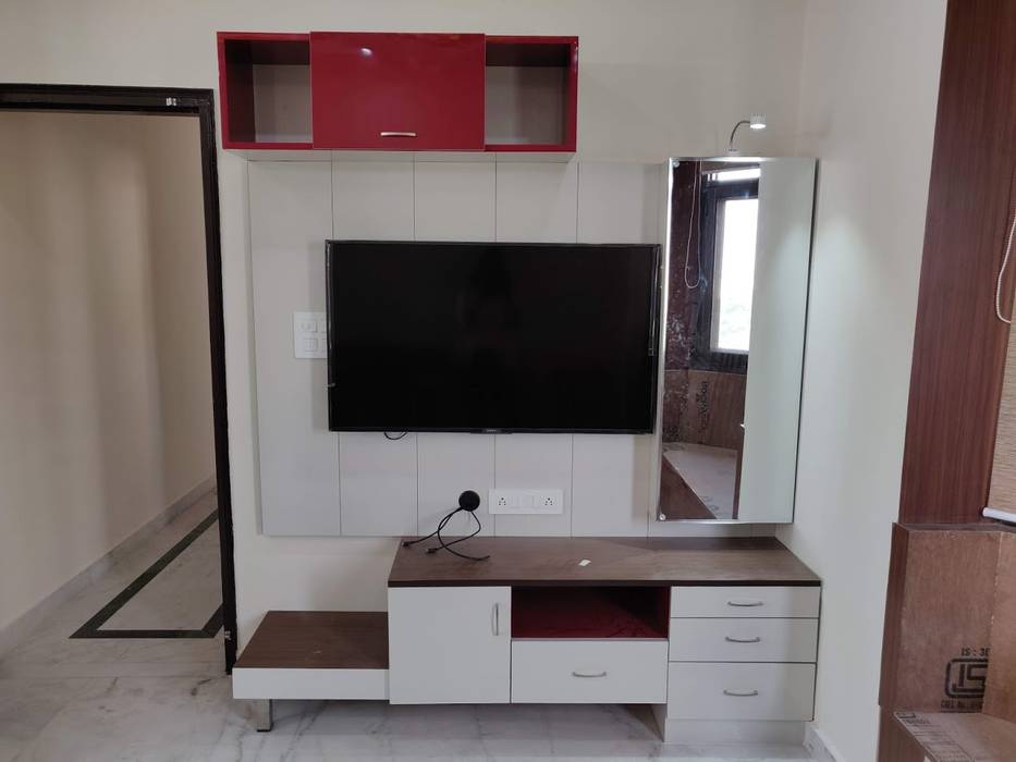 TV unit Design Kreations Small bedroom Plywood